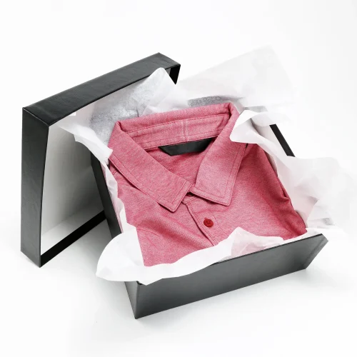 Tm-SHirt-in-box